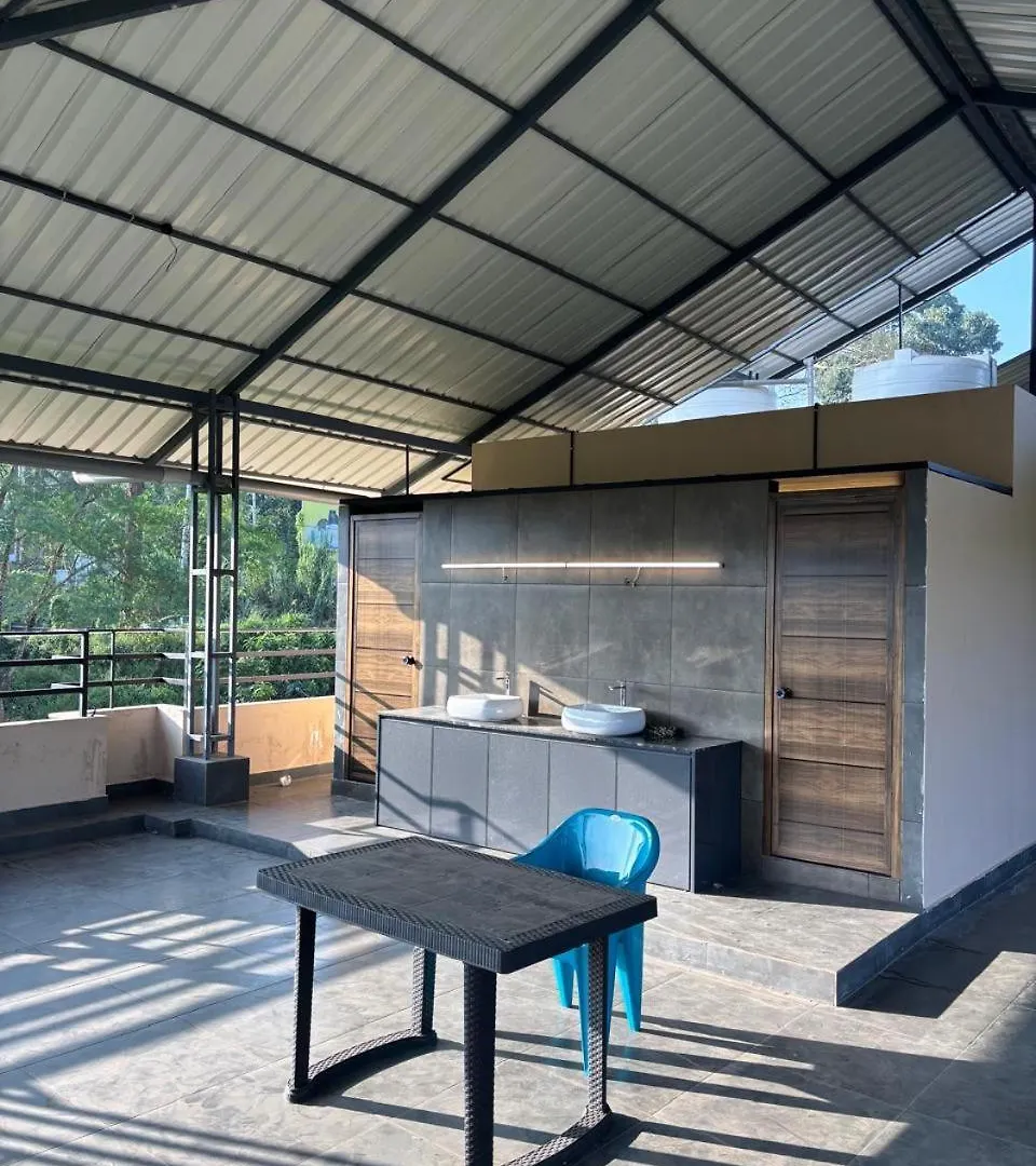 Azay Luxurious Apartment Kalpetta