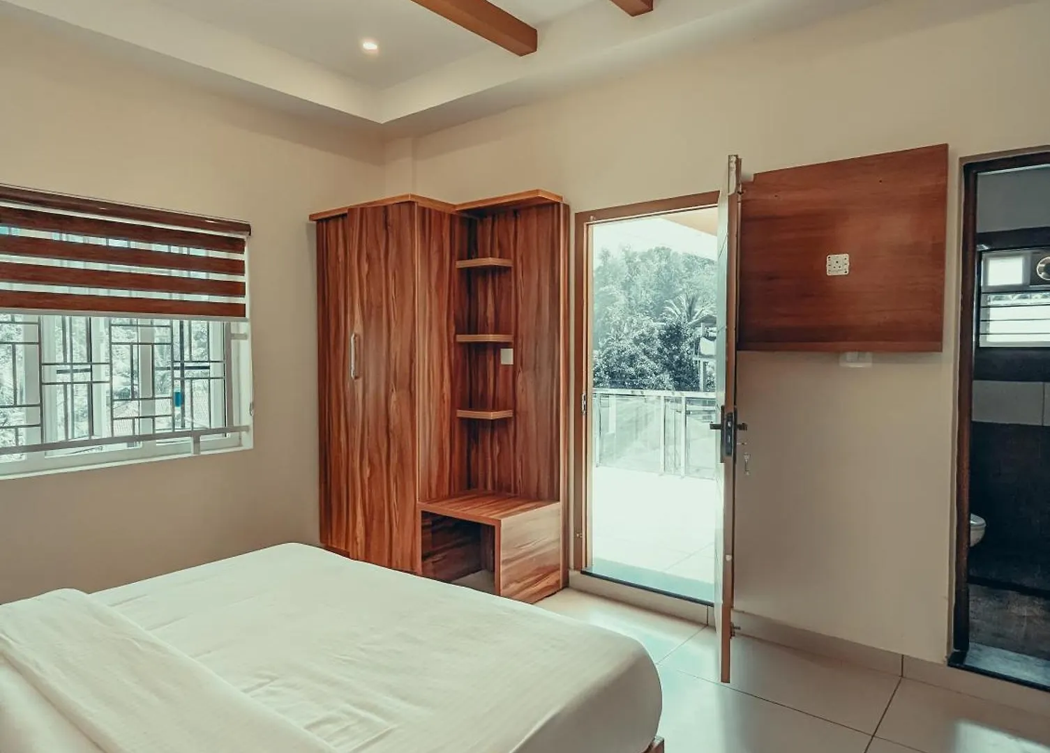 Azay Luxurious Apartment Kalpetta Ινδία